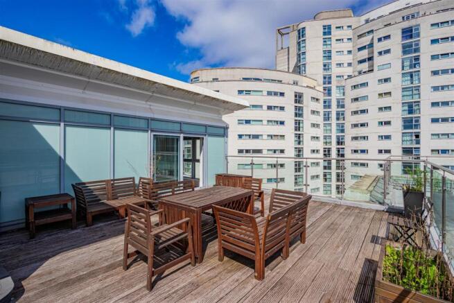 Meridian Plaza 116 (2 of 12).jpg