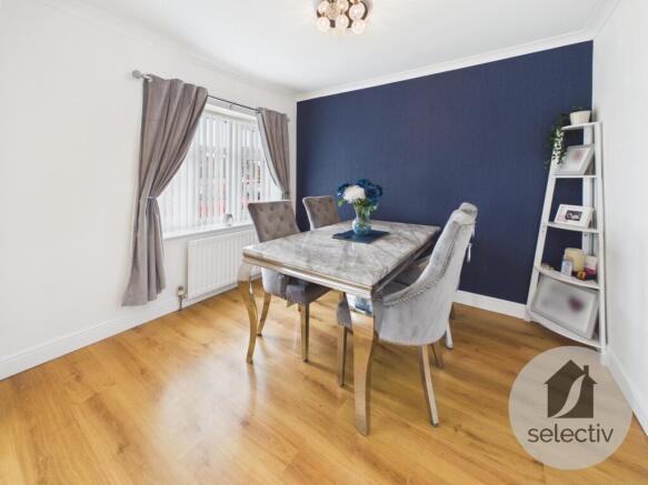 3 bed Semi-Detached Bungalow for sale Image 6