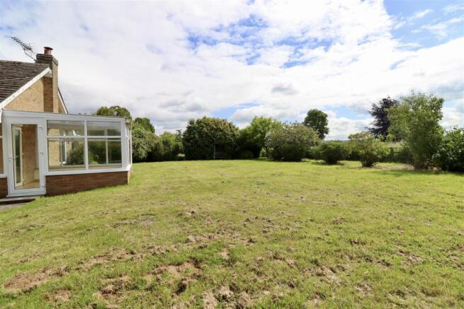 2 bed House for sale Image 12