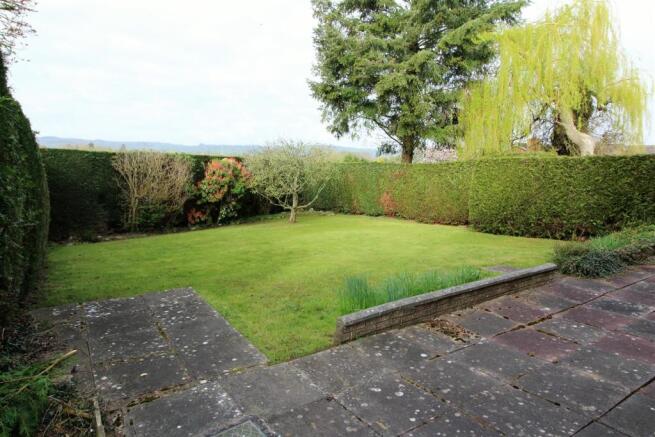 Garden 1.JPG