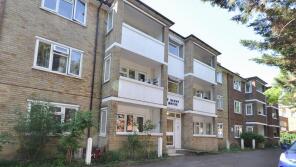 8, Vincent House, Burlington Road, New Malden KT3 4NX