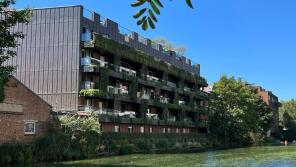 Flat 27, 26 Ronann Apartments, Orsman Road, Hackney, London N1 5QJ