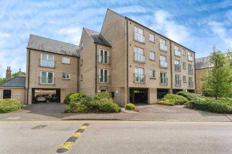 Skipper Way, Little Paxton, St. Neots, Cambridgeshire, PE19