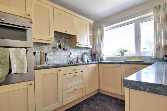3 bed Bungalow for sale Image 10