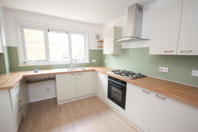 kitchen 2.JPG