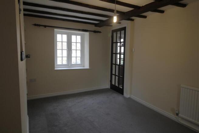 Dining room 1.1.JPG