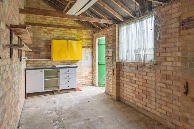 2 bed Semi-Detached Bungalow for sale Image 12