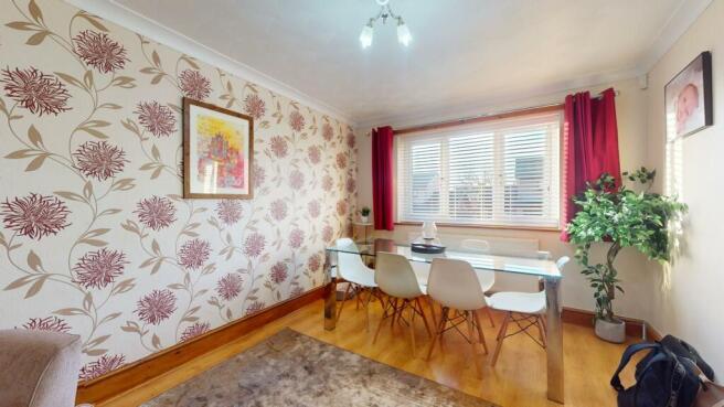 BEDROOM 4/ DINING ROOM
