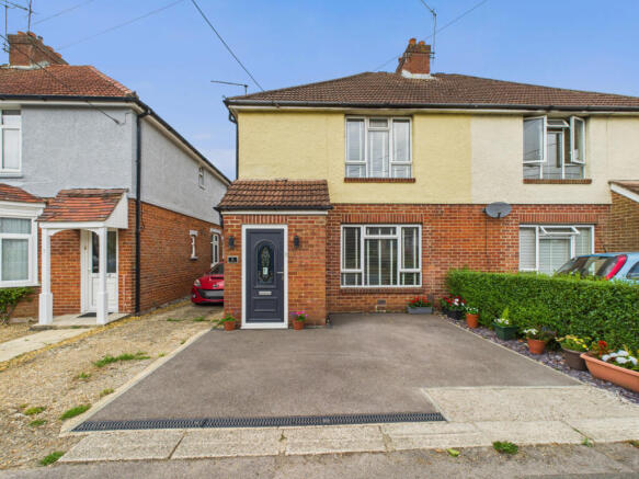 2 Bedroom Semi-Detached House