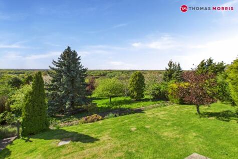 Paxton Hill, Great Paxton, St. Neots, Cambridgeshire, PE19