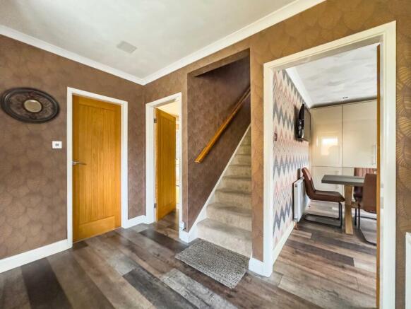 3 bed Semi-Detached for sale Image 12
