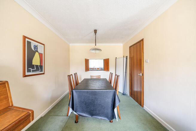 1346291-4-68baf23...