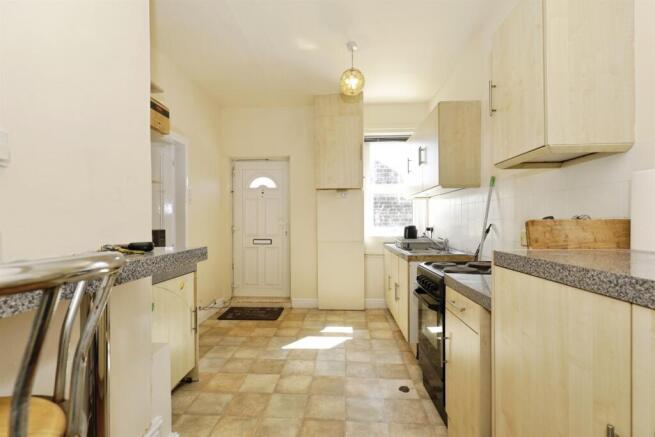 2 bed Maisonette for sale Image 9