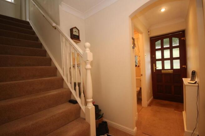 16 Heol Y Cadno, Thornhill, Cardiff, South Glamorgan, CF14 9DY photo 4
