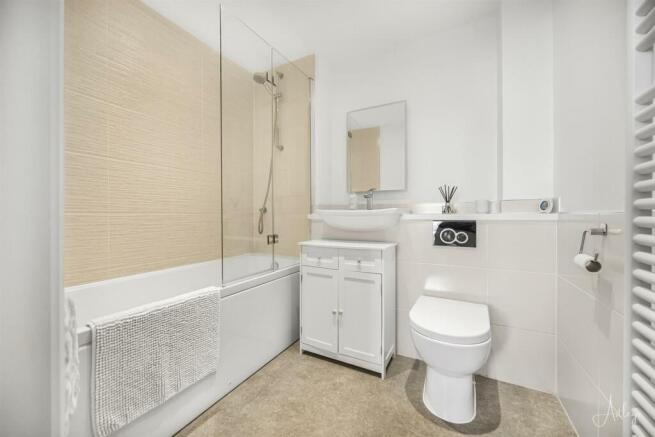 Bathroom/w.c.