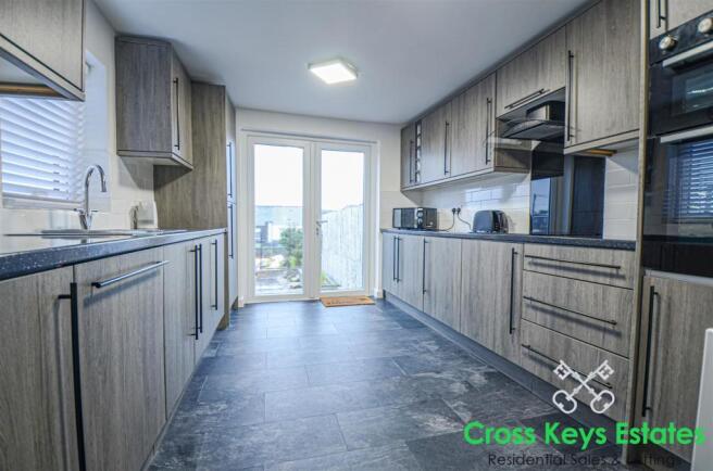 Fitted Kitchen