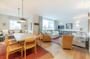 Flat 18, 43 47 Arundel Court, Arundel Gardens, London W11 2LP