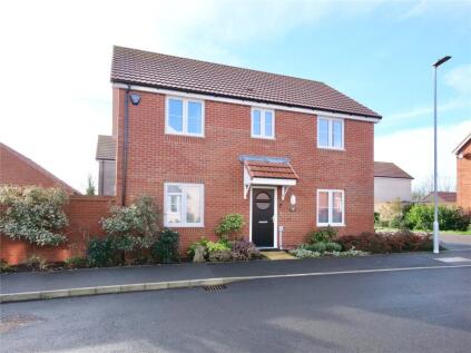 Four Bed Detached House in Somerton