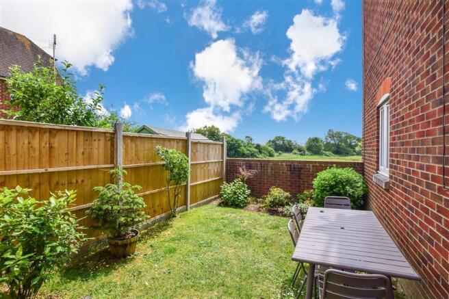 Front / Side Garden
