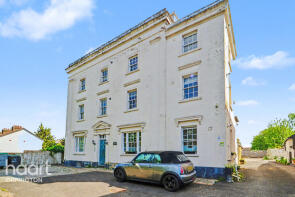 Flat 6, 231 Latimer Court, High Street, St Mary Cray, Orpington BR5 4AX