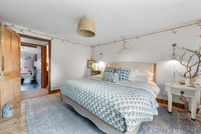 2 bed Terraced for sale Image 12