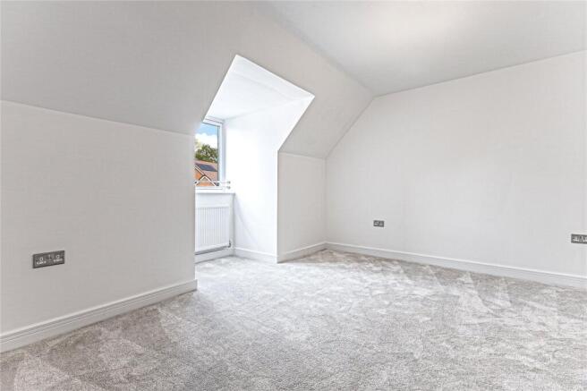 King Georges Vale, Coronation Avenue, Cuffley, Hertfordshire, EN6 photo 5