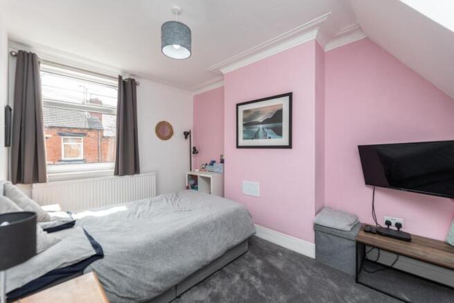 5 bed Terraced to rent Image 11