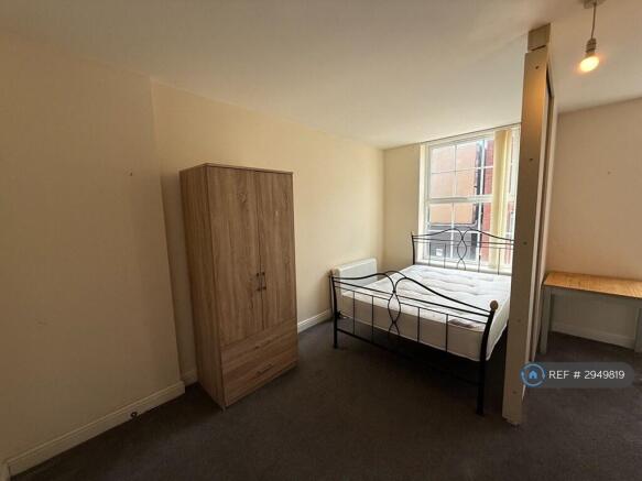 1 bed Flat to rent Image 8