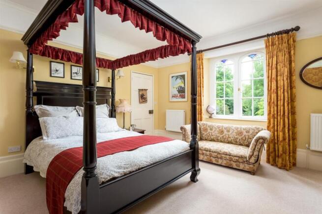 50 - The Old Rectory - SN15 4HP - Web.jpg