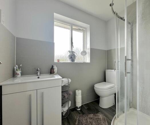 Bathroom/Shower Room