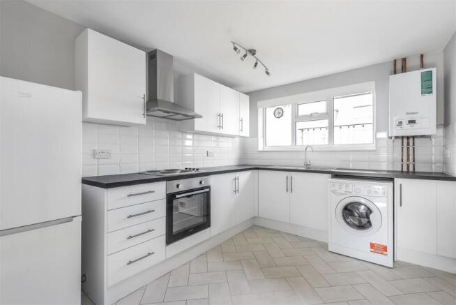 kitchen2.jpg