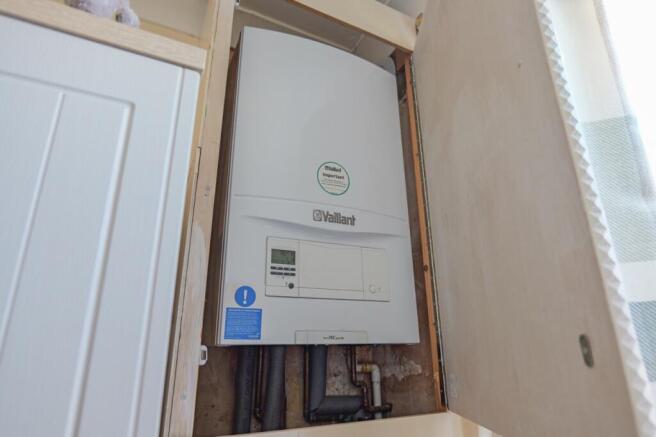 2 bed Terraced for sale Image 11