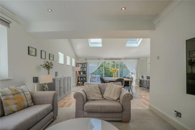 Lynwood Close, Darras Hall, NE20 photo 4