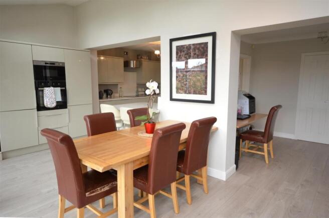 Living/Dining Room