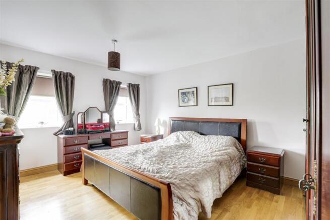 4136HoldenCopley.jpg