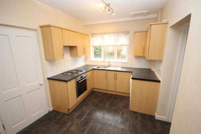 kitchen (004).JPG