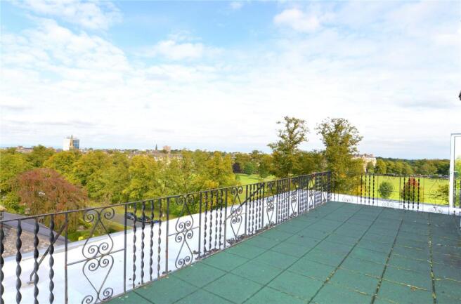Smaller Sun Terrace