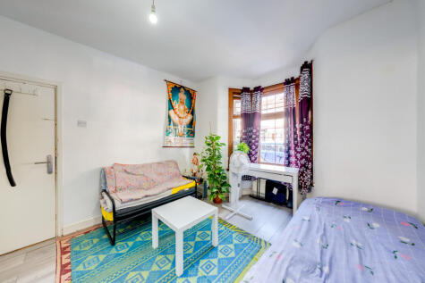 Lansdown Road, London, E7