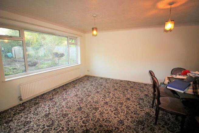 Dining Room: