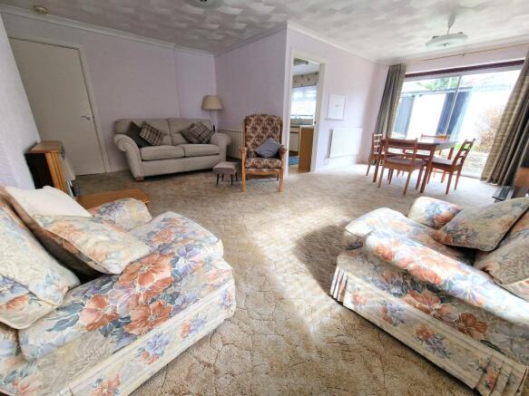 Living/Dining Room