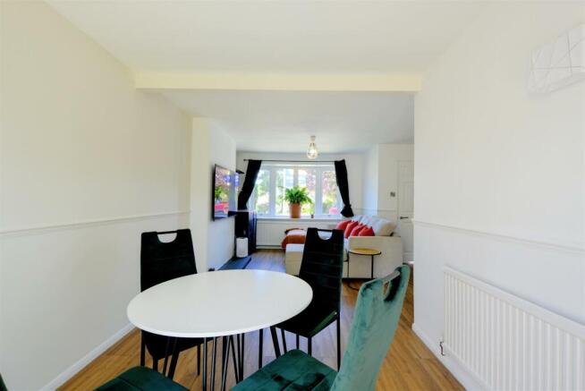 Lounge/Diner