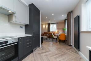 Flat 3, 124, Grand Drive, Raynes Park SW20 9DZ
