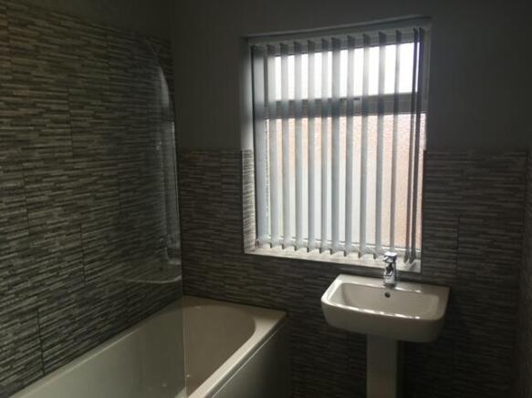 4 bed House of Multiple Occupation for sale Image 8