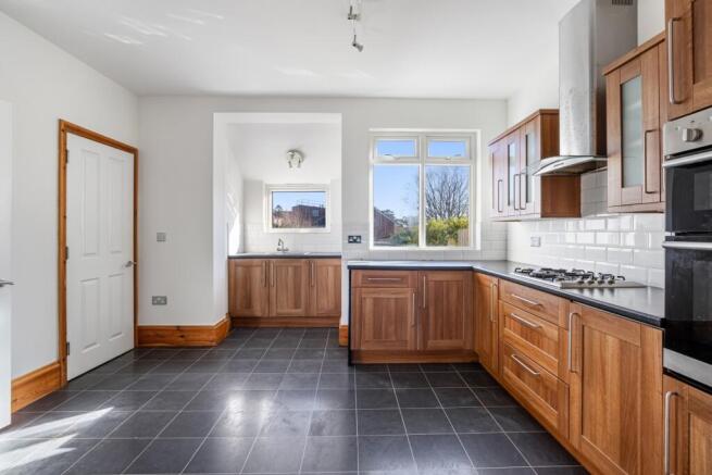 A07 - 20 Osney Avenue, Paignton - 250228