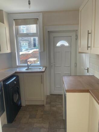 Kitchen2.JPEG
