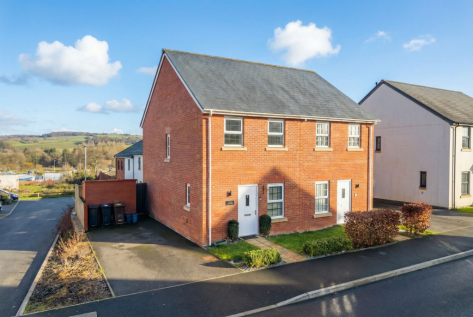 Tarka Way, Crediton, EX17