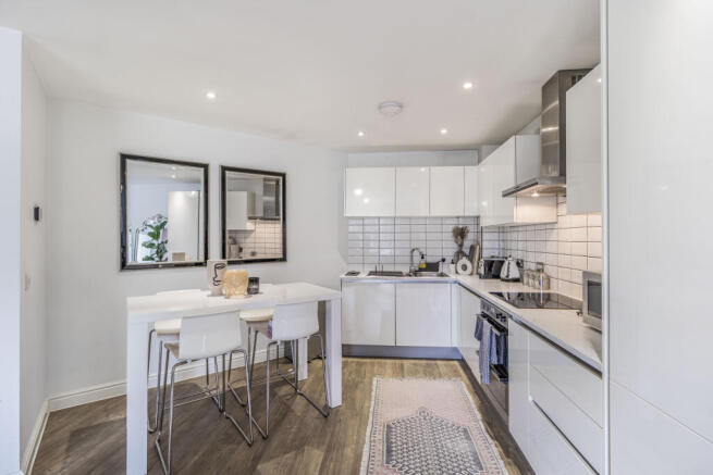 KITCHEN DINING AREA