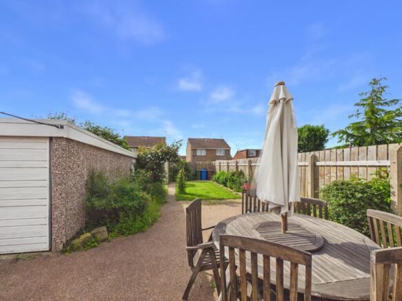 2 bed Semi-Detached Bungalow for sale Image 4
