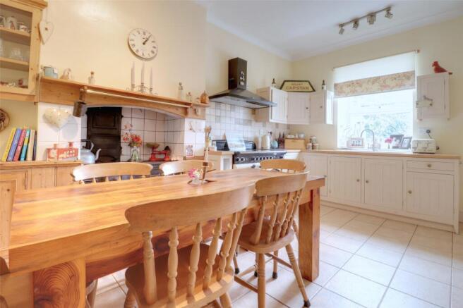 Kitchen/Dining