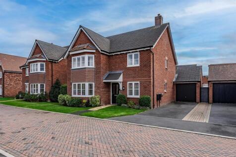 5 Groves Way, Moulton, Cheshire, CW9 8SD